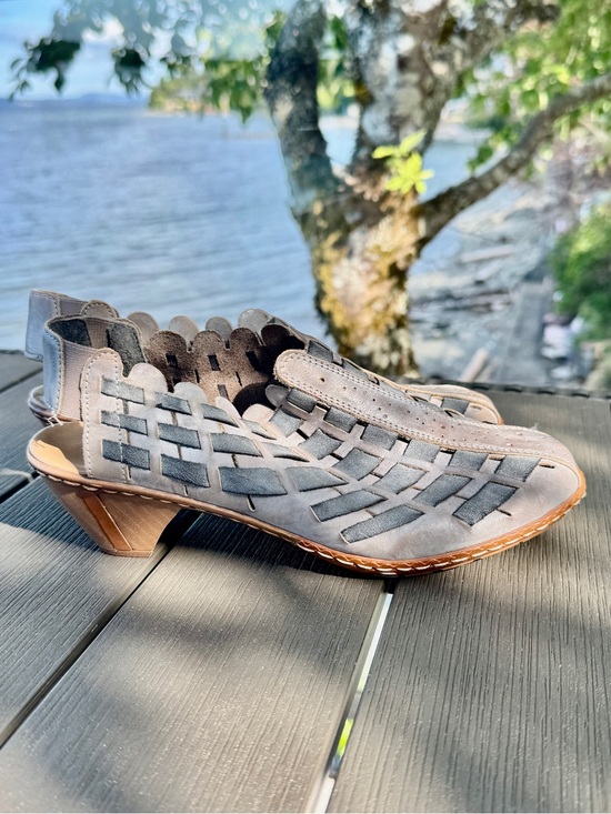 Rieker Shoes - Rieker Closed Toe Woven Leather Wooden Heeled Sandals Size 6